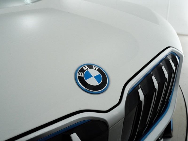 2023 (23) BMW iX1 230kW xDrive30 xLine 65kWh 5dr Auto 4992999