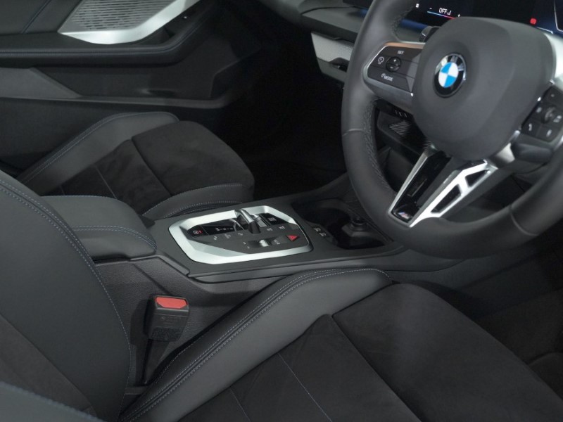 2025 (25) BMW 1 SERIES 120 M Sport 5dr Step Auto 5005939