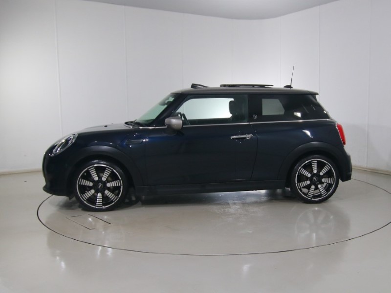 2023 (23) MINI HATCHBACK 1.5 Cooper Exclusive Premium Plus 3dr Auto 4983663