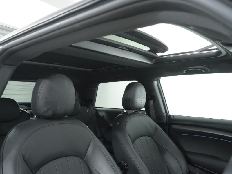 2023 (23) MINI HATCHBACK 1.5 Cooper Exclusive Premium Plus 3dr Auto 4983635