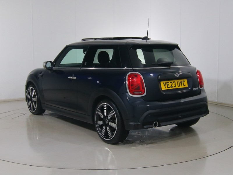 2023 (23) MINI HATCHBACK 1.5 Cooper Exclusive Premium Plus 3dr Auto