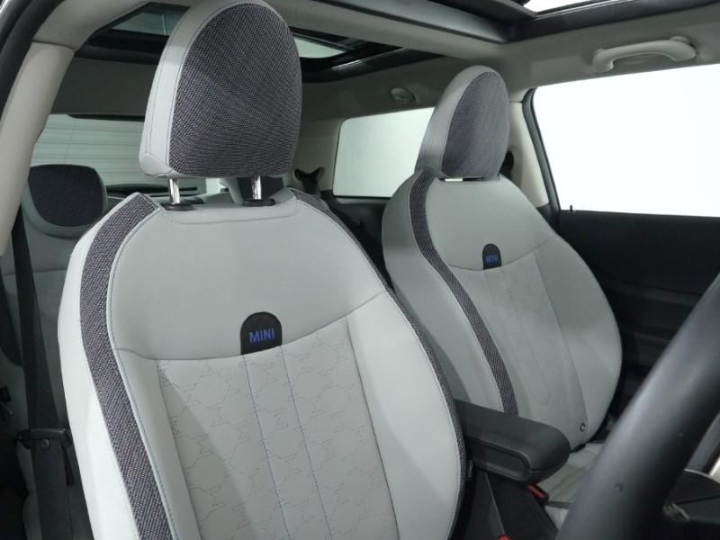 2024 (74) MINI COOPER 2.0 S Classic 3dr Auto 4994197