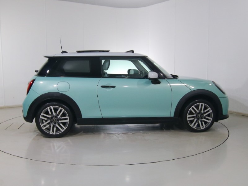 2024 (74) MINI COOPER 2.0 S Classic 3dr Auto 4994238
