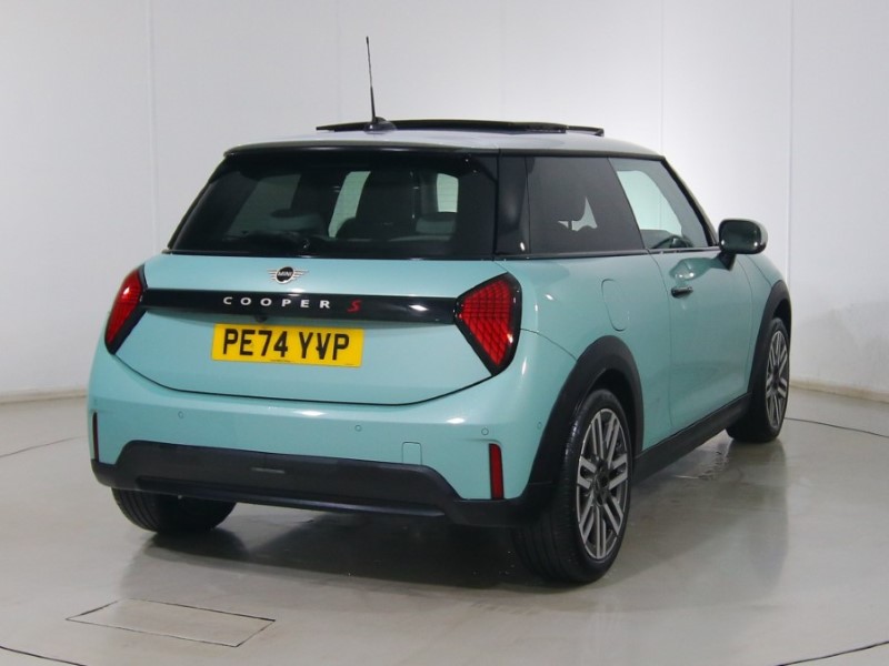 2024 (74) MINI COOPER 2.0 S Classic 3dr Auto 4994237