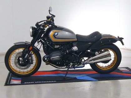 2025 (25) BMW Motorrad R12 (24MY)