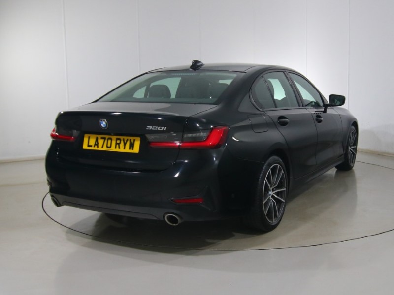 2021 (70) BMW 3 SERIES 320i Sport 4dr Step Auto 5000260