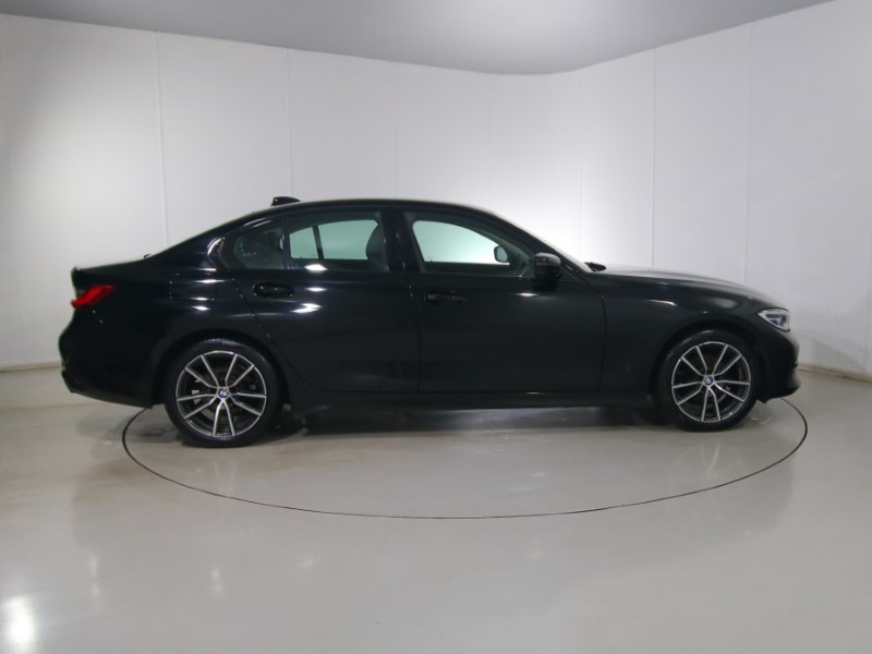 2021 (70) BMW 3 SERIES 320i Sport 4dr Step Auto 5000261