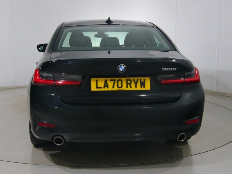 2021 (70) BMW 3 SERIES 320i Sport 4dr Step Auto 5000259