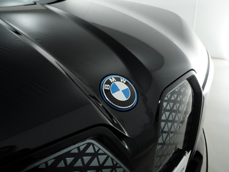 2023 (73) BMW iX 240kW xDrive40 M Sport 76.6kWh 5dr Auto 5007662