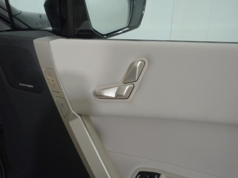 2023 (73) BMW iX 240kW xDrive40 M Sport 76.6kWh 5dr Auto 5007667