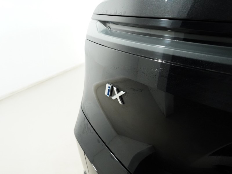 2023 (73) BMW iX 240kW xDrive40 M Sport 76.6kWh 5dr Auto 5007646