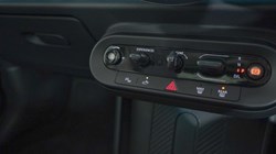 2024 (74) MINI COOPER 1.5 C Classic 5dr Auto 5002400