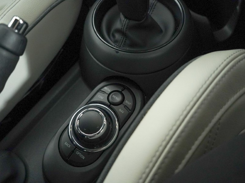 2022 (72) MINI CONVERTIBLE 2.0 Cooper S Exclusive 2dr Auto 5000987