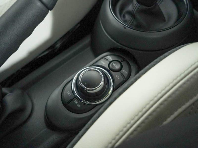 2022 (72) MINI CONVERTIBLE 2.0 Cooper S Exclusive 2dr Auto 5000988