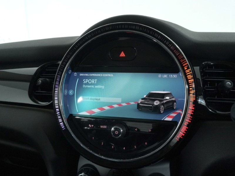 2022 (72) MINI HATCHBACK 1.5 Cooper Classic 3dr Auto 5009916