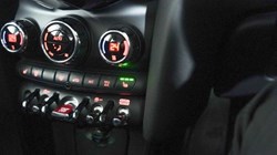 2022 (72) MINI HATCHBACK 1.5 Cooper Classic 3dr Auto 5009913