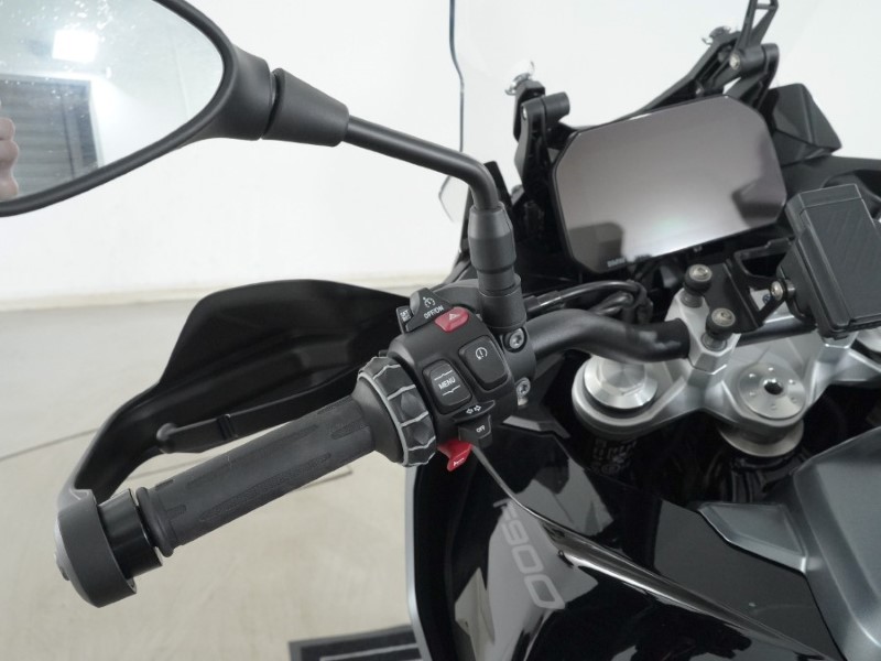 2025 (75) BMW Motorrad F900 XR TE  5010890