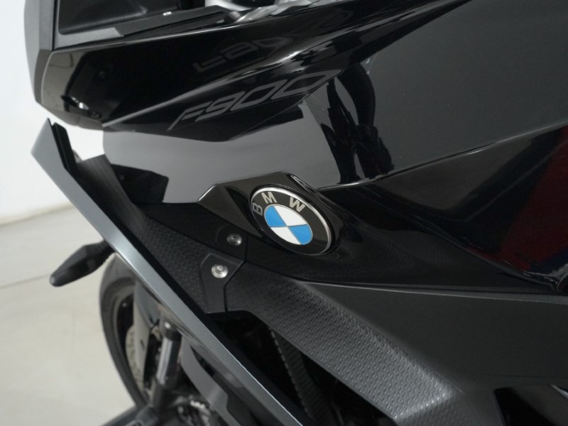 2025 (75) BMW Motorrad F900 XR TE  5010892