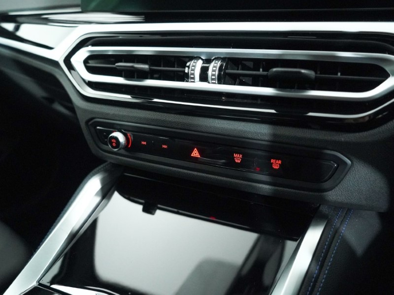 2023 (73) BMW 2 SERIES 220i M Sport 2dr Step Auto 5004139