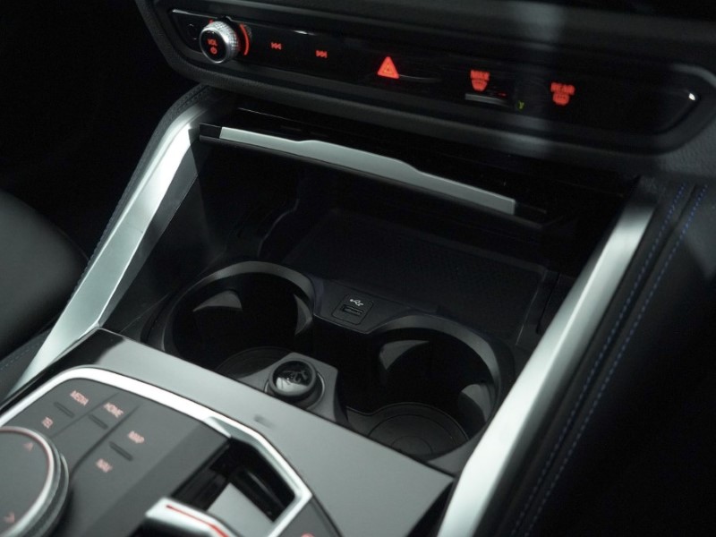 2023 (73) BMW 2 SERIES 220i M Sport 2dr Step Auto 5004137