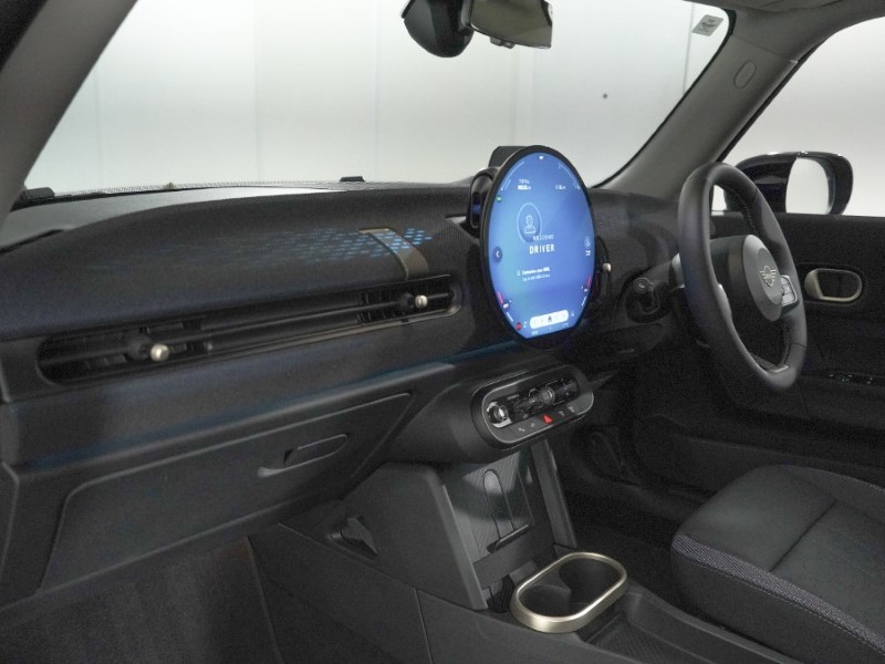 2026 (75) MINI COOPER 1.5 C Classic 3dr Auto 5630780