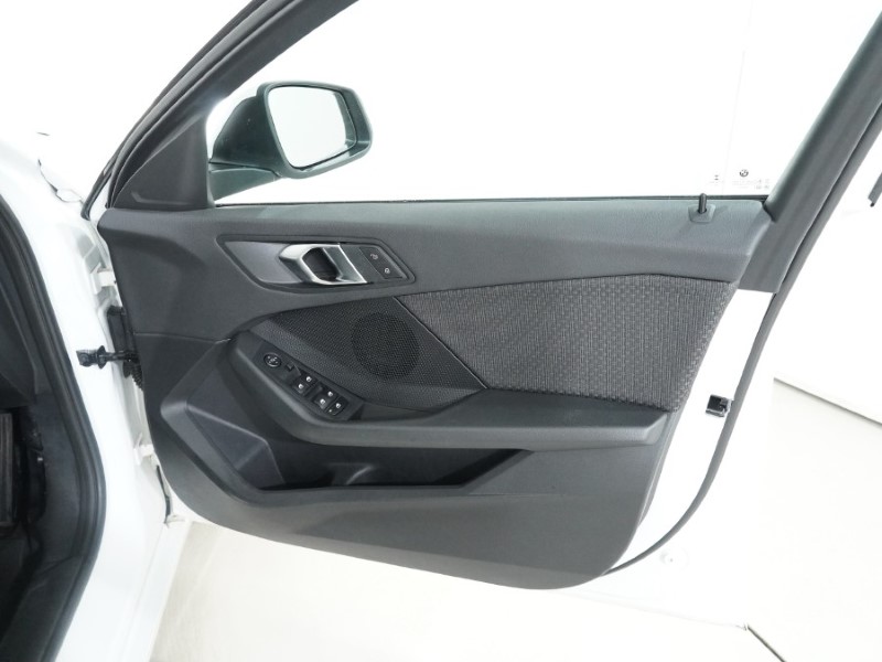 2022 (72) BMW 1 SERIES 118i [136] SE 5dr [Live Cockpit Professional] 5015288