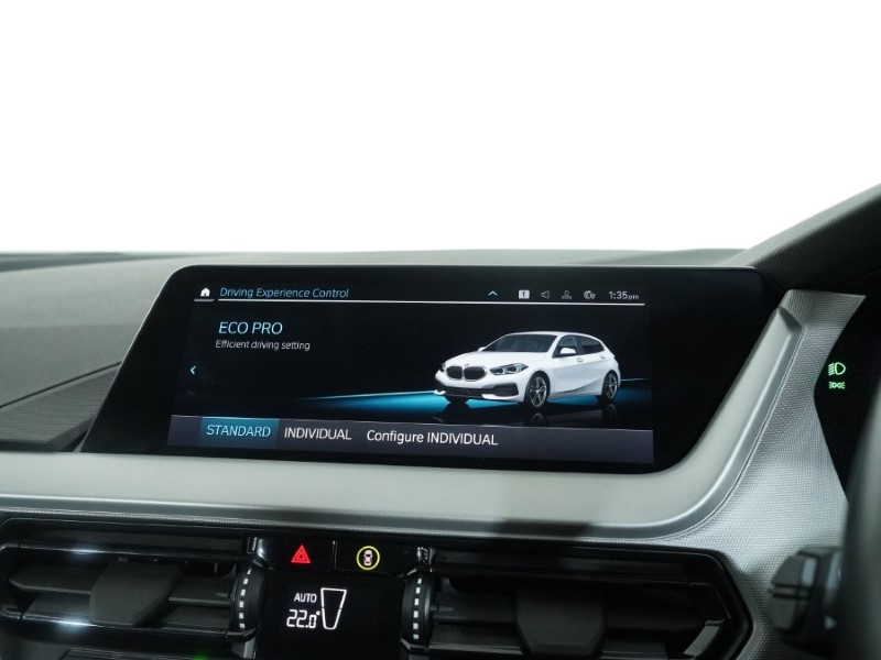 2022 (72) BMW 1 SERIES 118i [136] SE 5dr [Live Cockpit Professional] 5015303