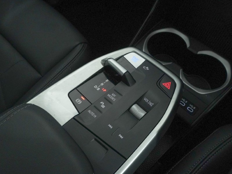 2023 (73) BMW iX1 230kW xDrive30 xLine 65kWh 5dr Auto 5019638