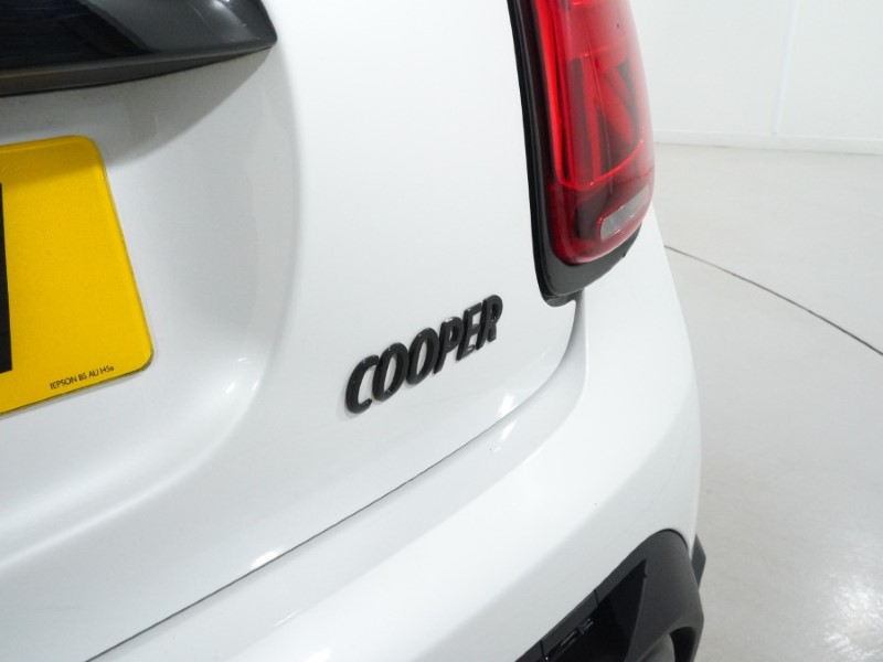 2023 (23) MINI HATCHBACK 1.5 Cooper Sport 3dr Auto 5056061