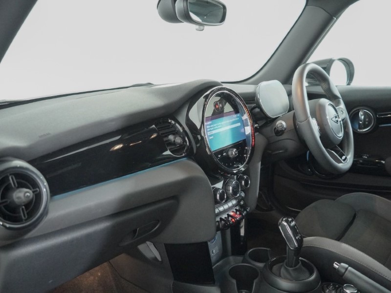 2023 (23) MINI HATCHBACK 1.5 Cooper Sport 3dr Auto 5056066