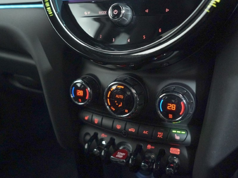 2023 (23) MINI HATCHBACK 1.5 Cooper Sport 3dr Auto 5056094