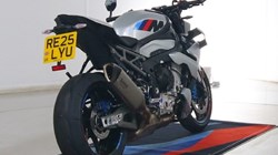 2025 (25) BMW Motorrad M 1000 R (25Y) 5024075