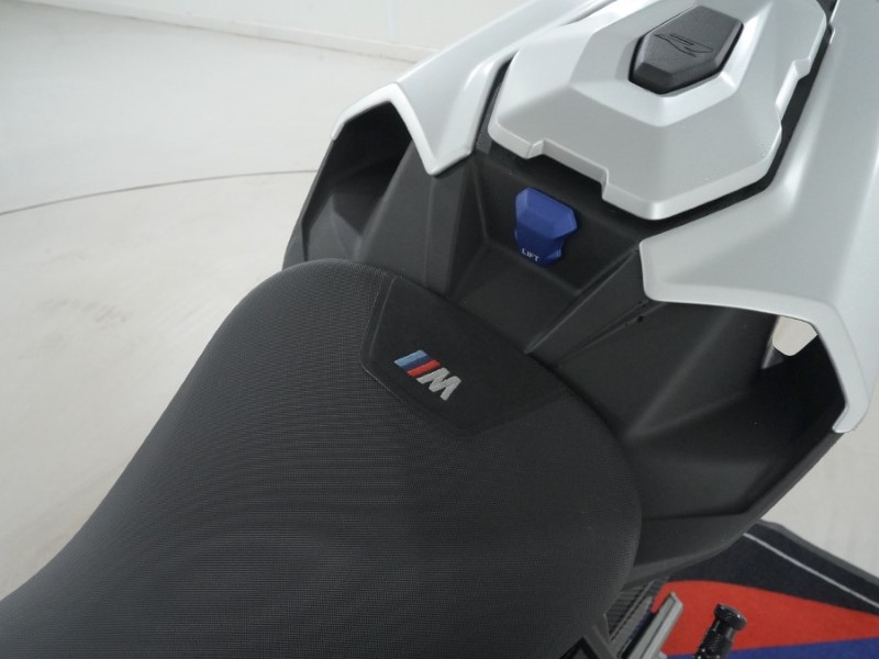 2025 (25) BMW Motorrad M 1000 R (25Y) 5024044