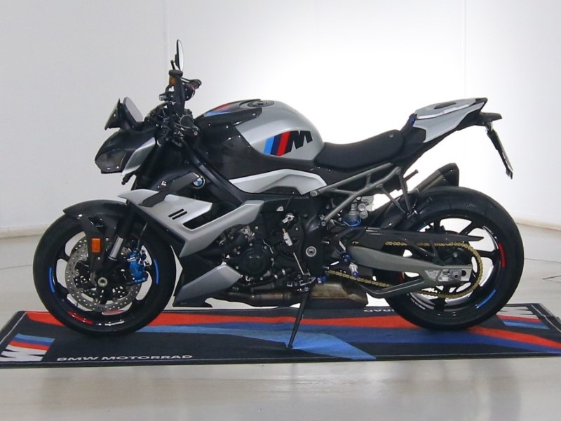 2025 (25) BMW Motorrad M 1000 R (25Y) 5024072