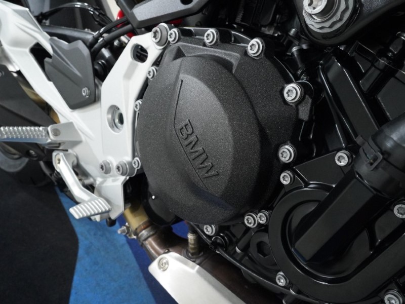 2025 (74) BMW Motorrad F900 R (25MY) 5053267