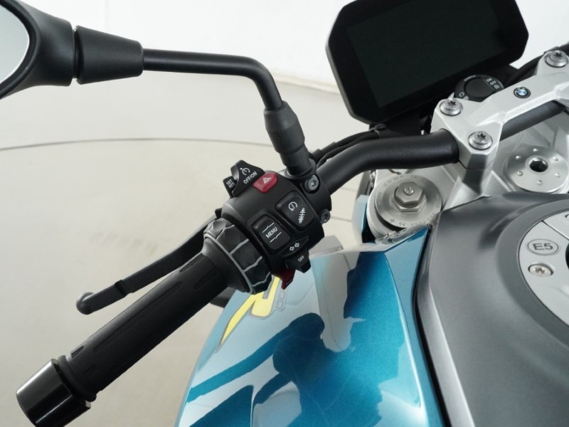 2025 (74) BMW Motorrad F900 R (25MY) 5053255