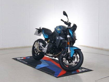 2025 (74) BMW Motorrad F900 R (25MY)