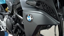 2025 (74) BMW Motorrad F900 R (25MY) 5053266