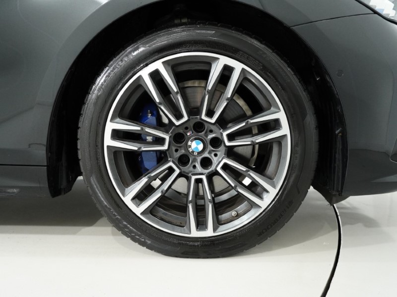 2025 (25) BMW 5 SERIES 520i M Sport 4dr Auto 5018023