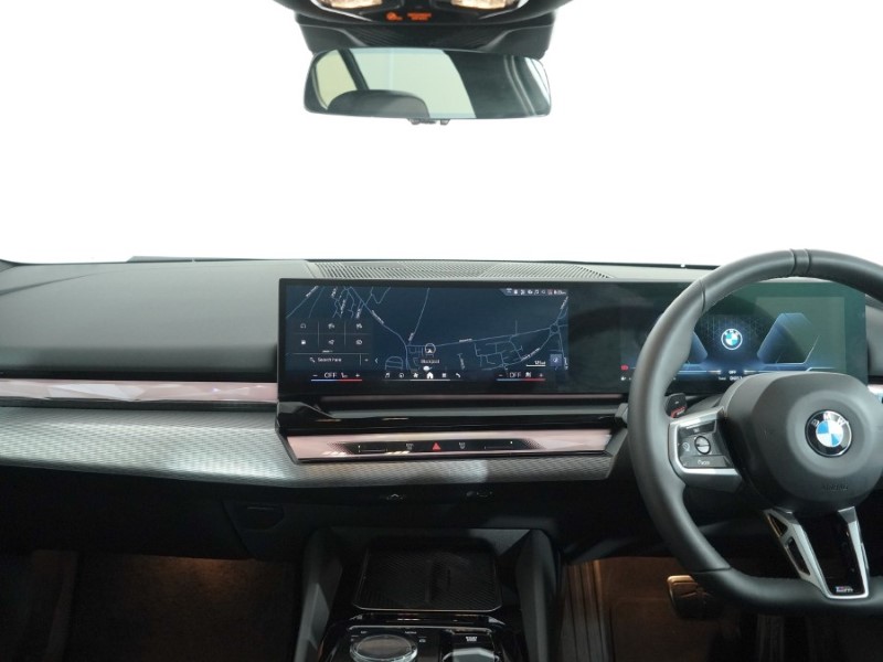 2025 (25) BMW 5 SERIES 520i M Sport 4dr Auto 5018029