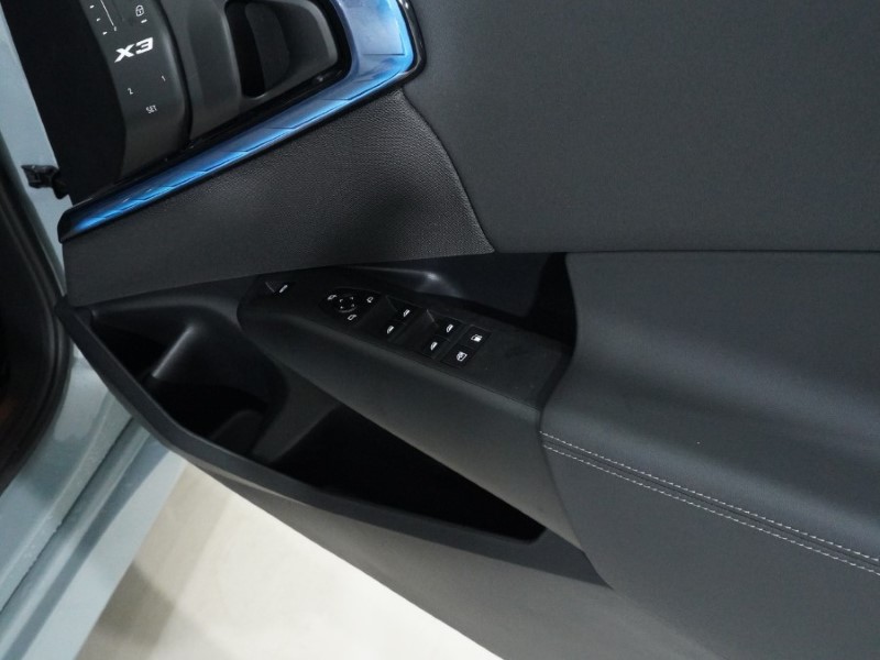 2025 (25) BMW X3 xDrive 30e M Sport 5dr Auto 5045417