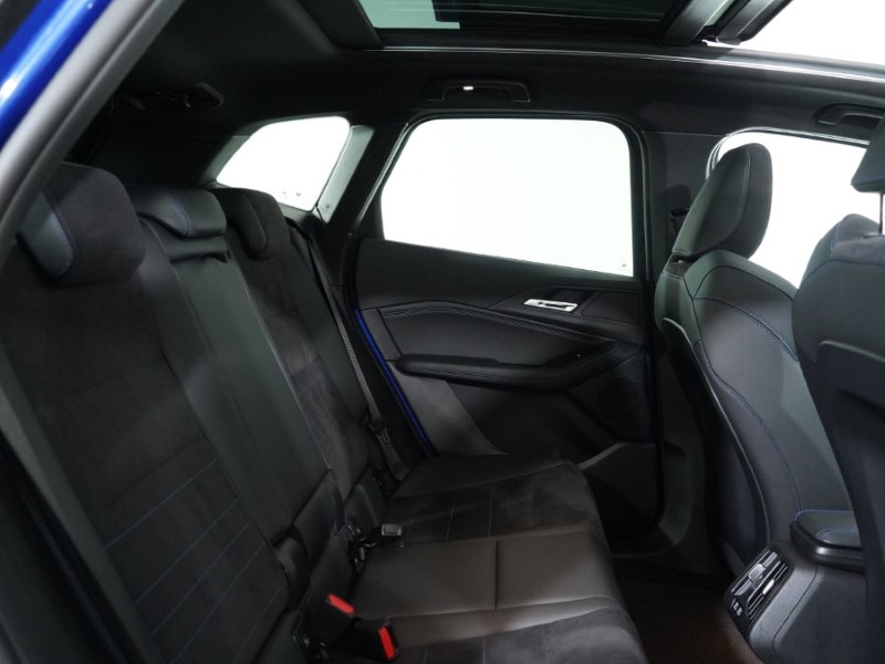 2025 (25) BMW 2 SERIES 230e xDrive M Sport 5dr DCT 5043706