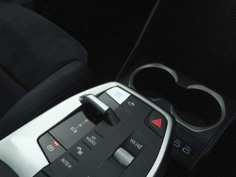 2025 (74) BMW iX1 150kW eDrive20 M Sport 65kWh 5dr Auto 5071267