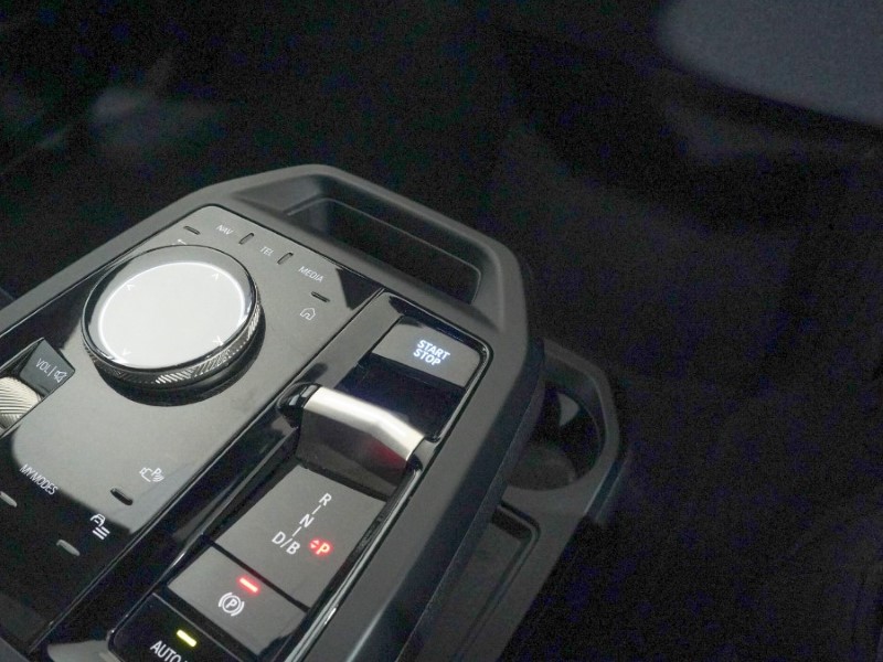 2022 (72) BMW iX 240kW xDrive40 M Sport Edition 76.6kWh 5dr Auto 5049305