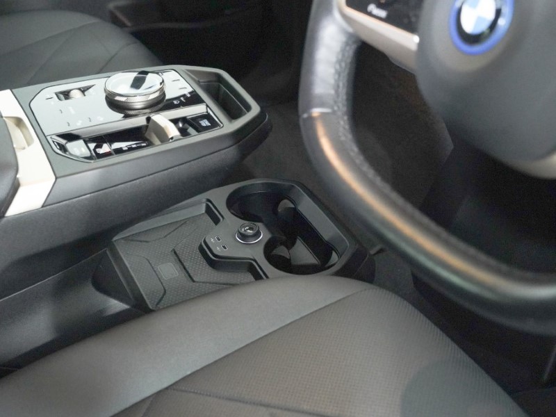 2022 (72) BMW iX 240kW xDrive40 M Sport Edition 76.6kWh 5dr Auto 5047885