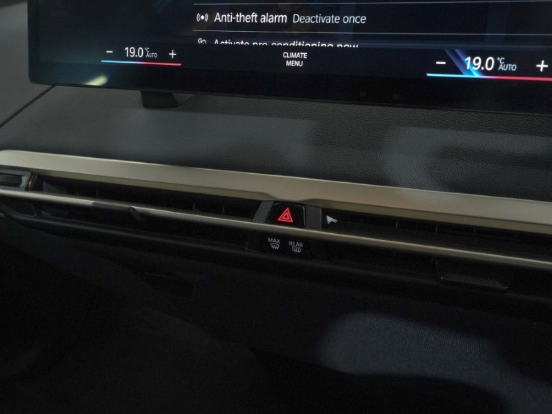 2022 (72) BMW iX 240kW xDrive40 M Sport Edition 76.6kWh 5dr Auto 5047927