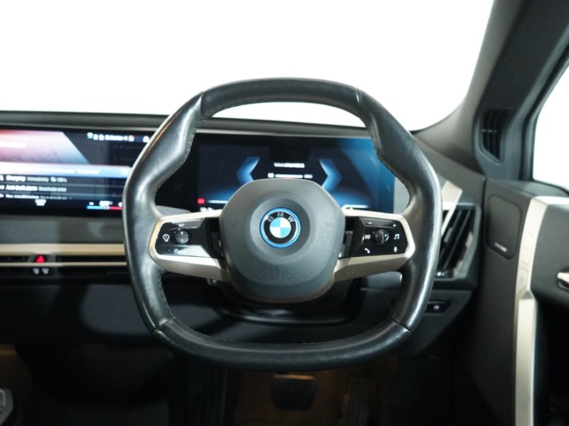 2022 (72) BMW iX 240kW xDrive40 M Sport Edition 76.6kWh 5dr Auto 5048031