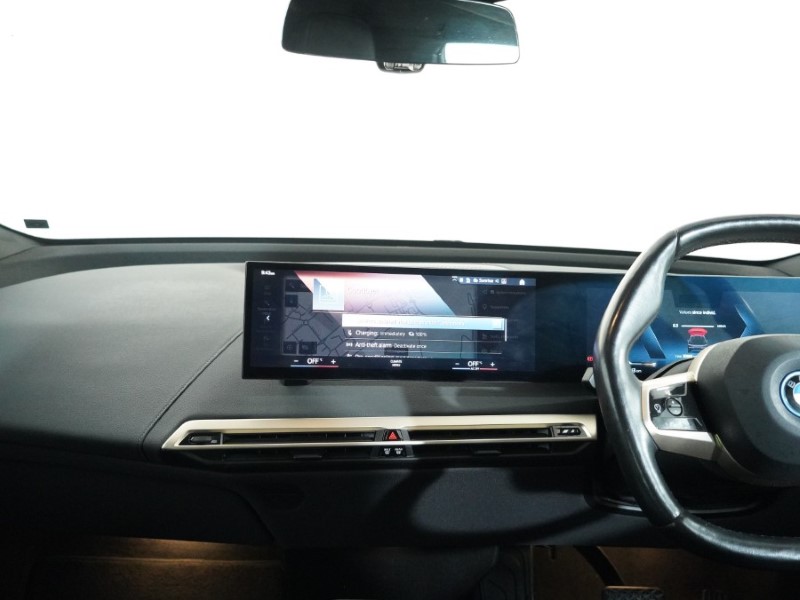 2022 (72) BMW iX 240kW xDrive40 M Sport Edition 76.6kWh 5dr Auto 5048030