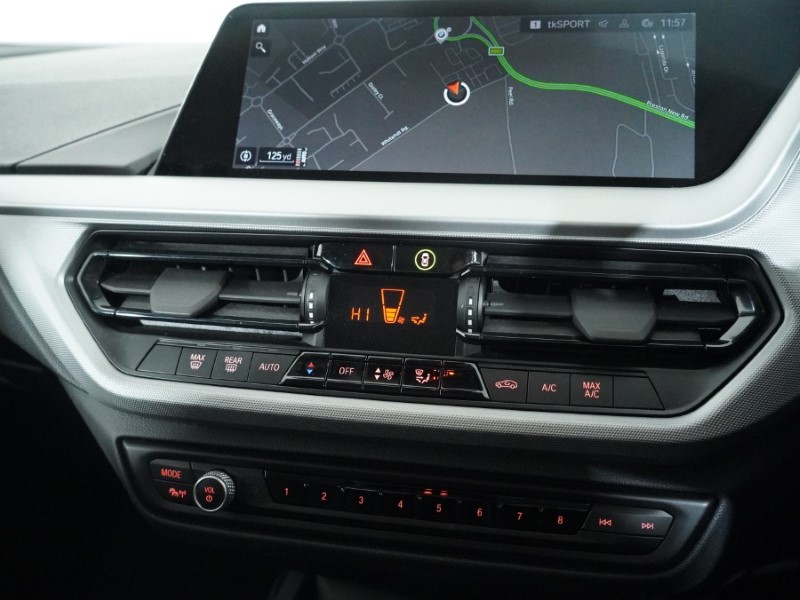 2022 (72) BMW 1 SERIES 118i [136] SE 5dr [Live Cockpit Professional] 5044107