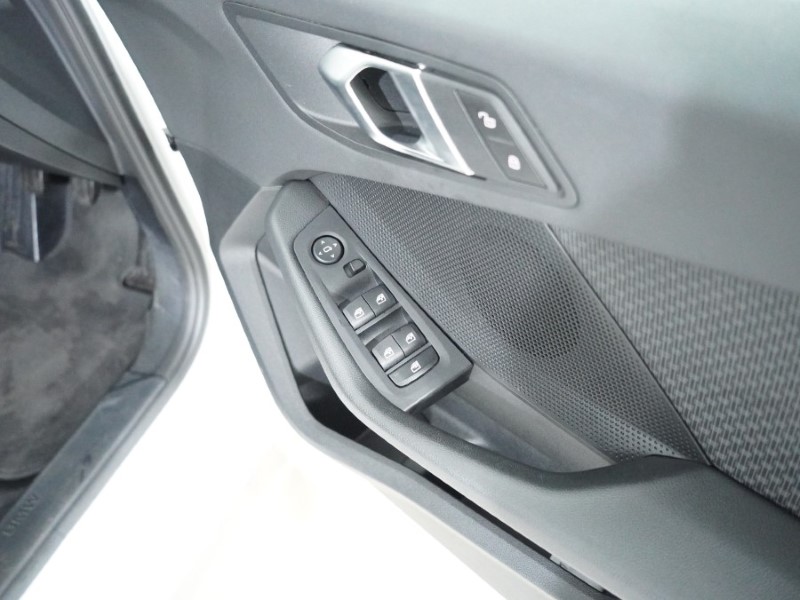 2022 (72) BMW 1 SERIES 118i [136] SE 5dr [Live Cockpit Professional] 5044101